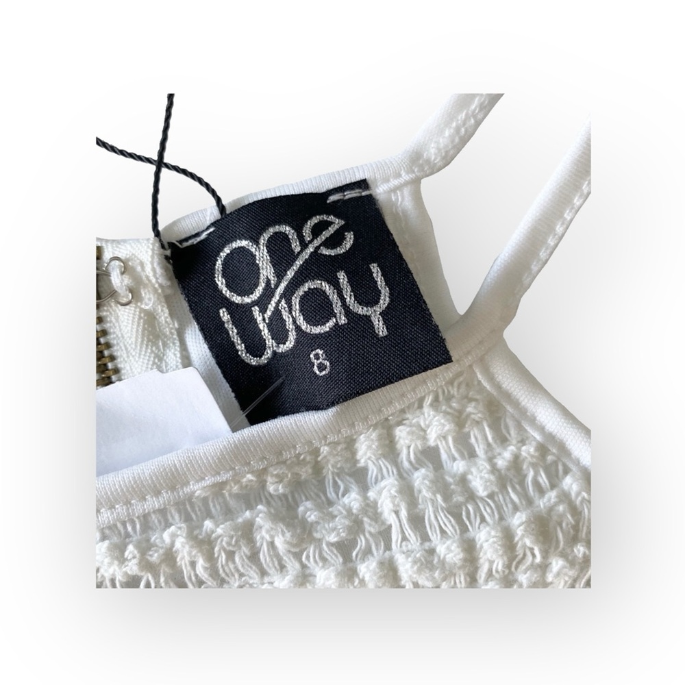 new LF One Way ✌︎︎ Festival Crochet Halter Spaghetti Strap Crop Top ✌︎︎ White - Picture 7 of 15